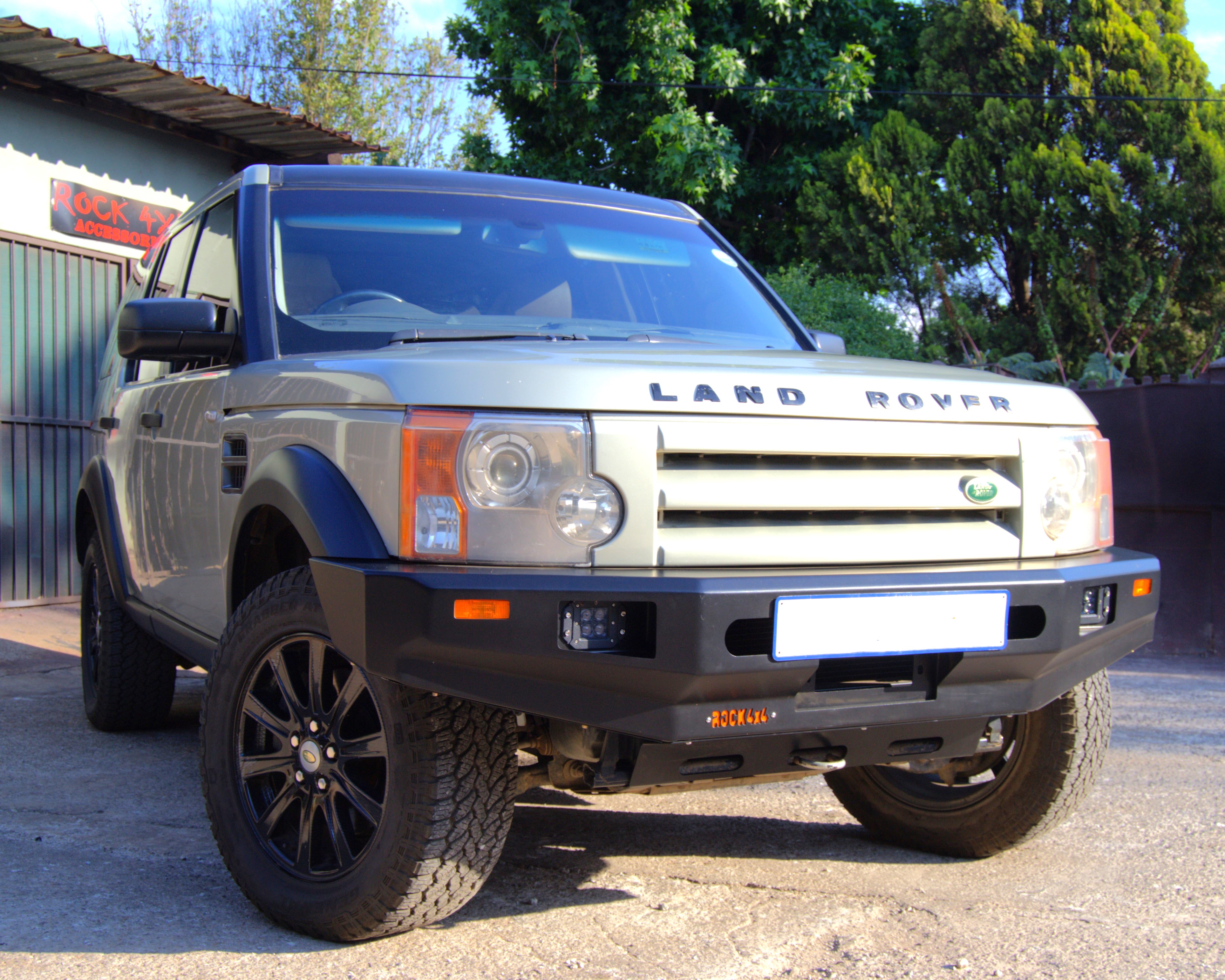 Discovery 3 Front Steel Bumper